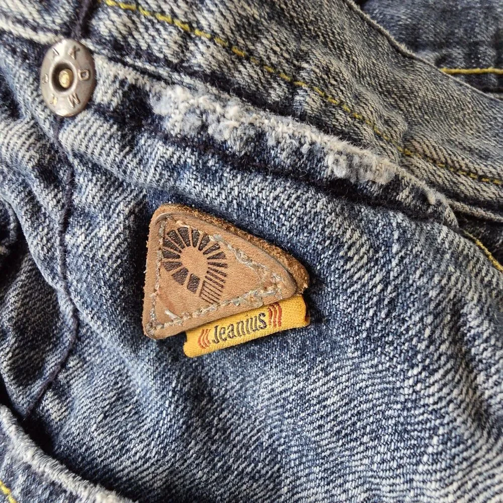 Y2K Vintage Akademiks Jeanius Mens Jean Shorts Size 40 Acid Wash